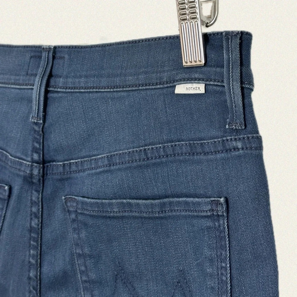 MOTHER High-Waisted Looker Ankle Fray - Picture 7 of 9